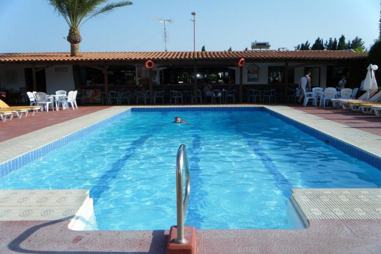 Sandy'S Studios Apartments & Log-Villas Kos Bagian luar foto