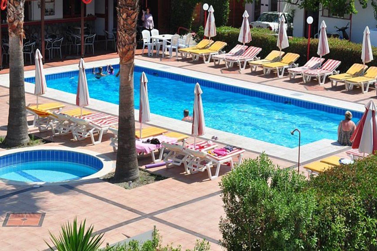 Sandy'S Studios Apartments & Log-Villas Kos Bagian luar foto