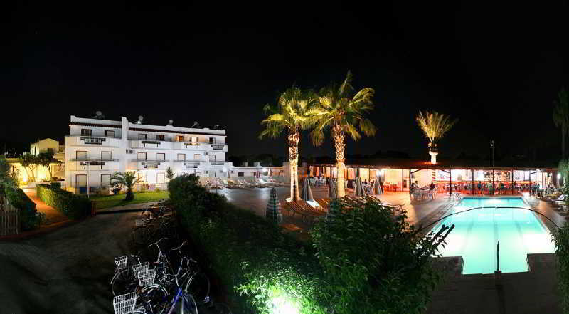 Sandy'S Studios Apartments & Log-Villas Kos Bagian luar foto