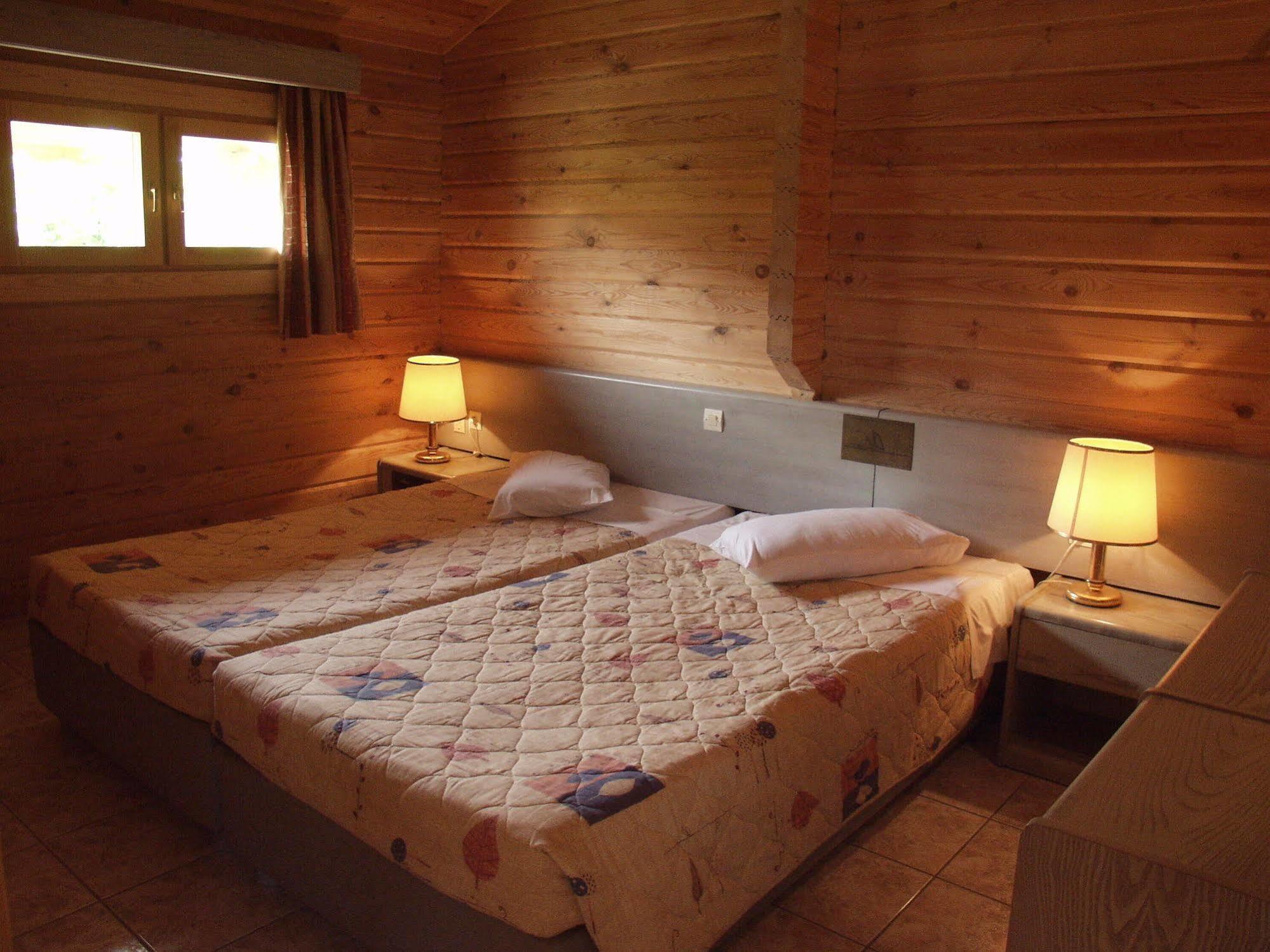 Sandy'S Studios Apartments & Log-Villas Kos Bagian luar foto