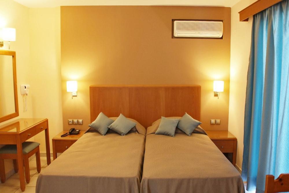 Sandy'S Studios Apartments & Log-Villas Kos Bagian luar foto